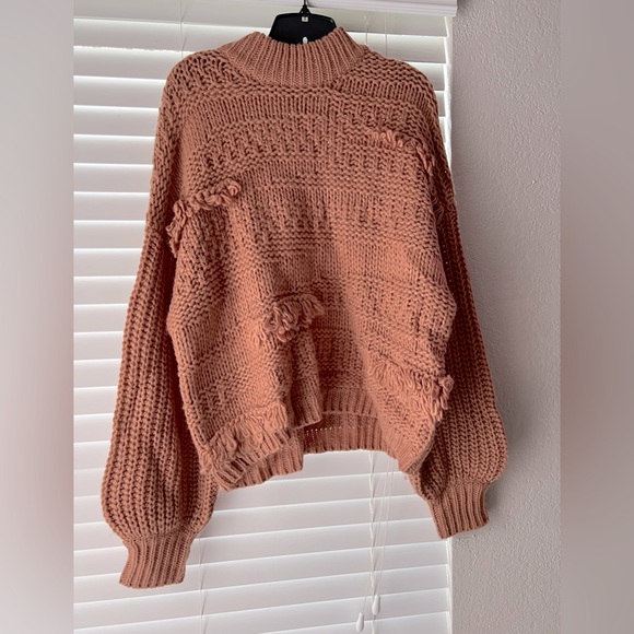 Cute oversized sweater. Size large - Picture 1 of 2